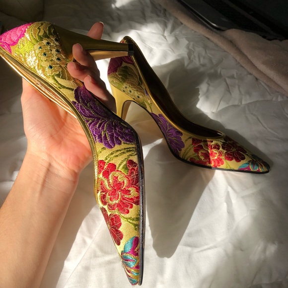Christian Lacroix Silk Embroidered Pumps - Picture 3 of 5